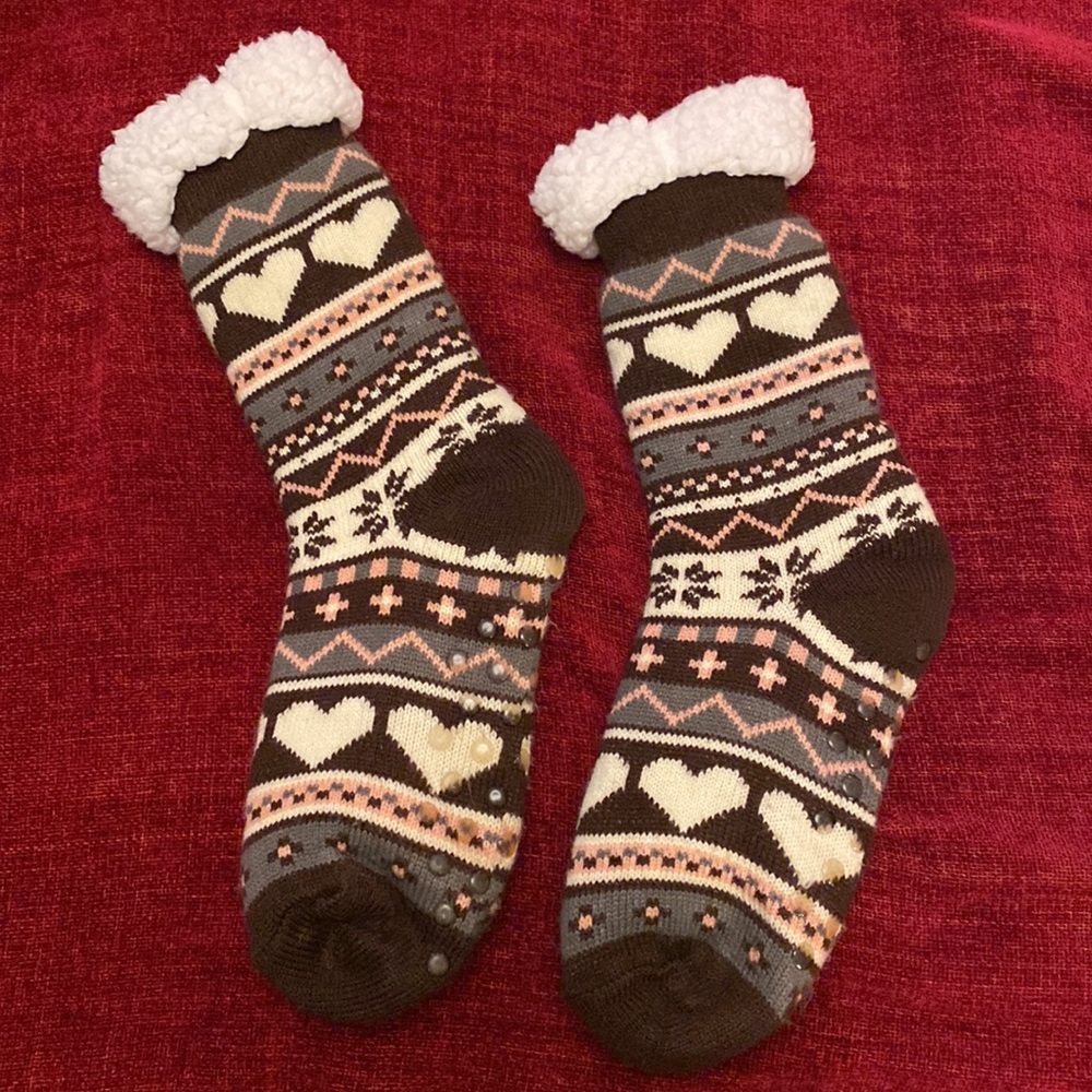 Final Sale! Thick Cozy Slipper Socks - Picture 2 of 3